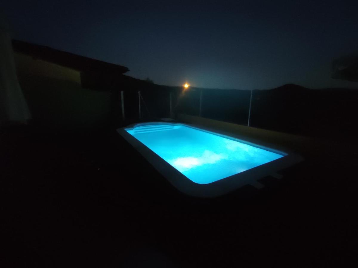 Casa Rural Los Olivos Sotoserrano Bagian luar foto