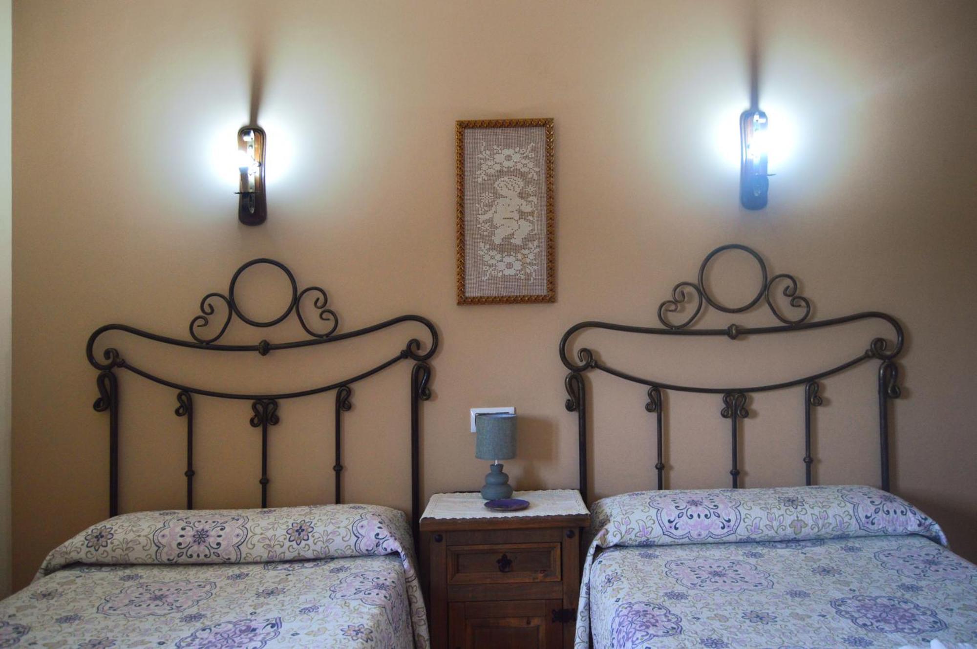 Casa Rural Los Olivos Sotoserrano Bagian luar foto