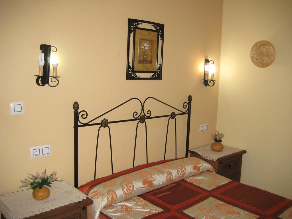 Casa Rural Los Olivos Sotoserrano Bagian luar foto